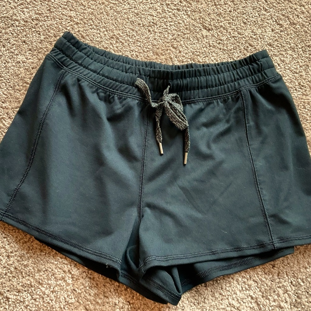 NWOT American Eagle Shorts